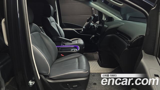 Hyundai Staria L3.5 Lounge 7-Seater Inspiration 2024 — фото 26