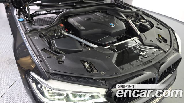 BMW 5 Series (G30) 520i M Sport 2020 — фото 6