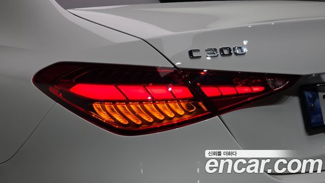 Mercedes-Benz C-Class (W206) C300 AMG Line 2022 — фото 23