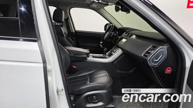 Land Rover Range Rover Sport (II) 3.0 SDV6 HSE Dynamic 2017 — фото 11