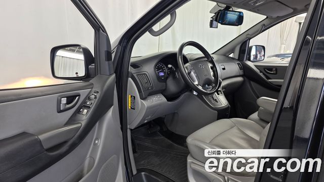 Hyundai Grand Starex Wagon 12-Seater Modern 2020 — фото 10