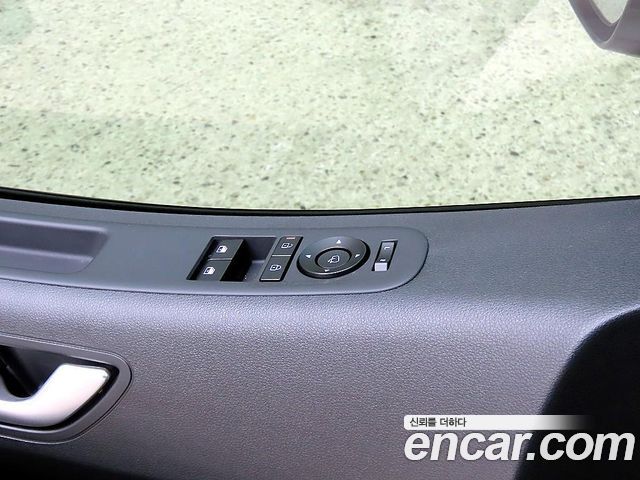Hyundai ST1 Cargo Premium 2025 — фото 16