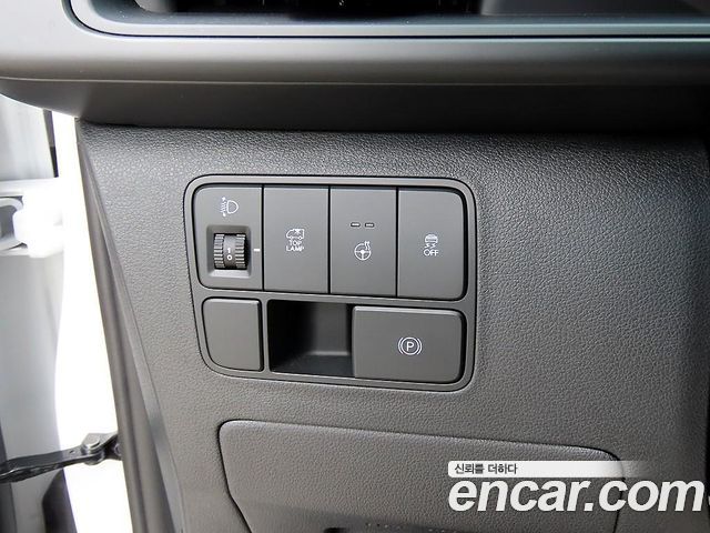 Hyundai ST1 Cargo Premium 2025 — фото 17