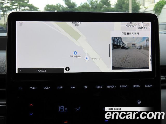 Hyundai ST1 Cargo Premium 2025 — фото 19