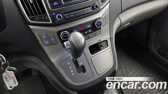 Hyundai Grand Starex Wagon 12-Seater Modern 2020 — фото 9