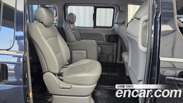 Hyundai Grand Starex Wagon 12-Seater Modern 2020 — фото 16