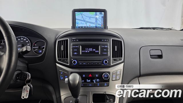 Hyundai Grand Starex Wagon 12-Seater Modern 2020 — фото 18