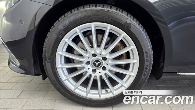 Mercedes-Benz E-Class (W213) E220d 4MATIC Exclusive 2021 — фото 5