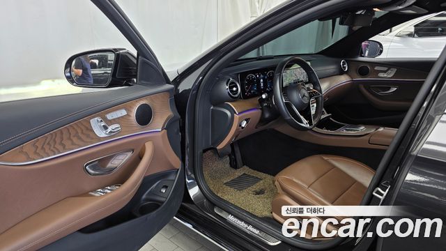 Mercedes-Benz E-Class (W213) E220d 4MATIC Exclusive 2021 — фото 10