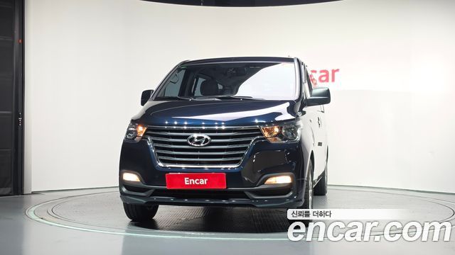 Hyundai Grand Starex Wagon 12-Seater Modern 2020 — фото 3