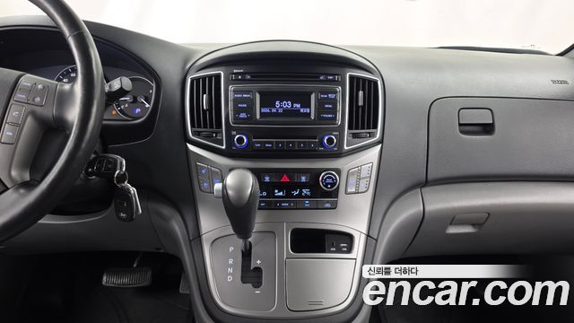 Hyundai Grand Starex Wagon 12-Seater Modern 2020 — фото 18