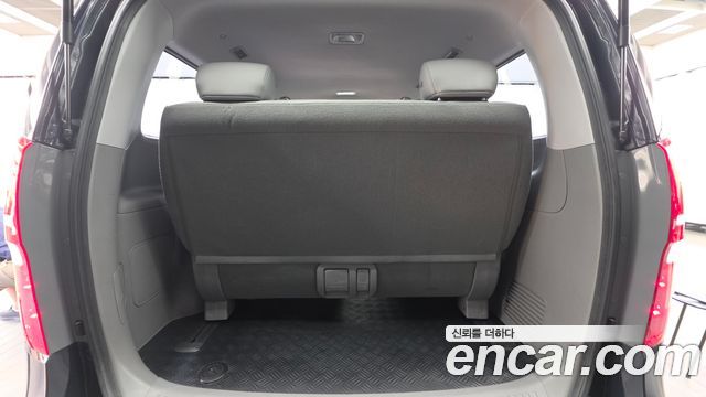Hyundai Grand Starex Wagon 12-Seater Modern 2020 — фото 24
