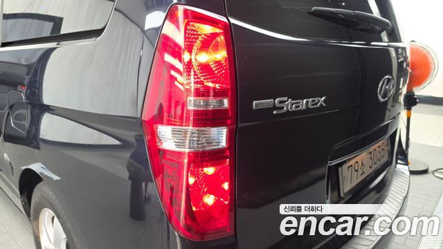 Hyundai Grand Starex Wagon 12-Seater Modern 2020 — фото 29