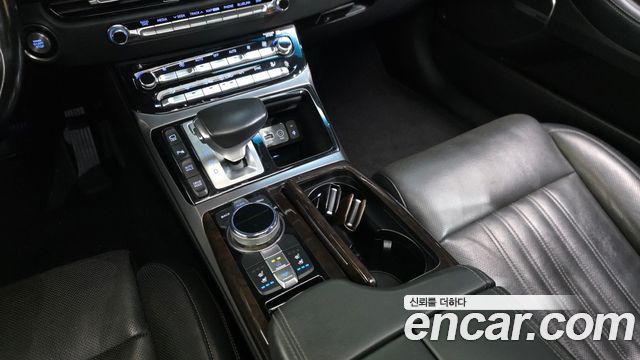 Genesis EQ900 3.8 GDI AWD Premium Luxury 2018 — фото 9