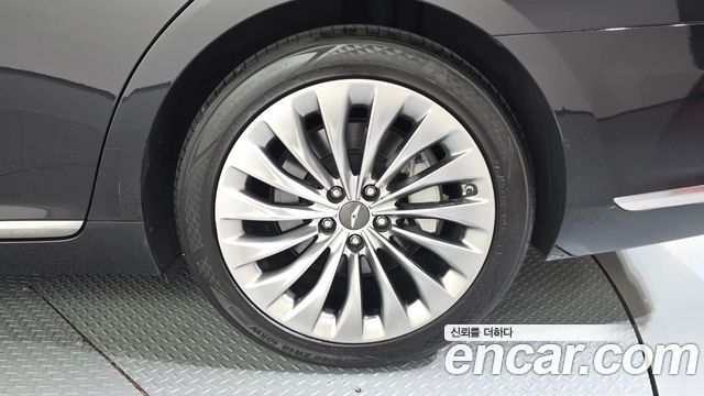 Genesis EQ900 3.8 GDI AWD Premium Luxury 2018 — фото 21