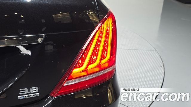 Genesis EQ900 3.8 GDI AWD Premium Luxury 2018 — фото 23
