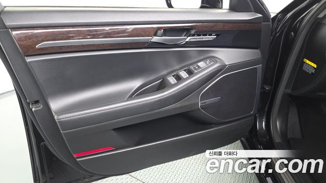 Genesis EQ900 3.8 GDI AWD Premium Luxury 2018 — фото 24