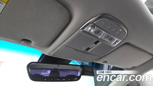 Genesis EQ900 3.8 GDI AWD Premium Luxury 2018 — фото 29