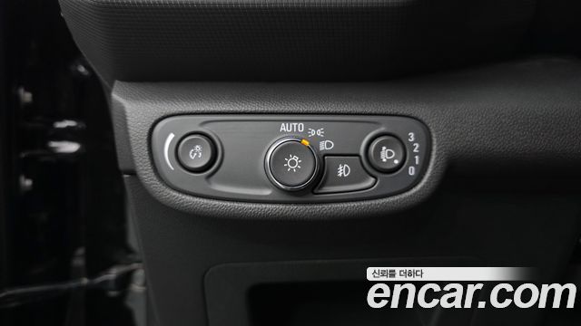 Chevrolet Trailblazer 1.3 Turbo 2WD Premier 2022 — фото 17