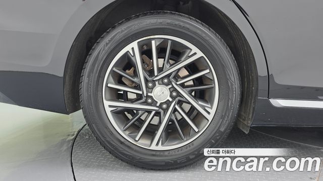 Hyundai Grandeur (IG) 2.5 Premium 2022 — фото 5