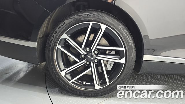 Genesis G80 (RG3) Gasoline 2.5 Turbo AWD 2025 — фото 5