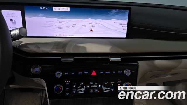 Genesis G80 (RG3) Gasoline 2.5 Turbo AWD 2025 — фото 12