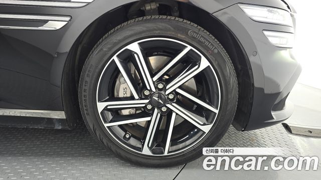 Genesis G80 (RG3) Gasoline 2.5 Turbo AWD 2025 — фото 21