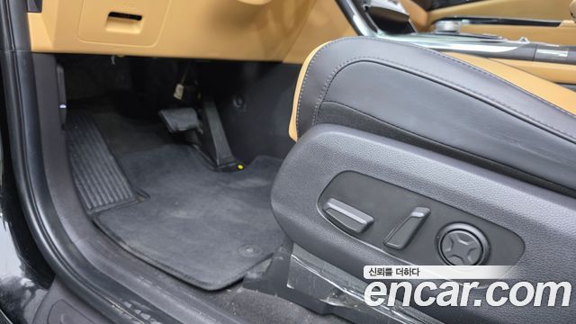 Kia Carnival (IV) Diesel 9-Seater Noblesse 2023 — фото 17