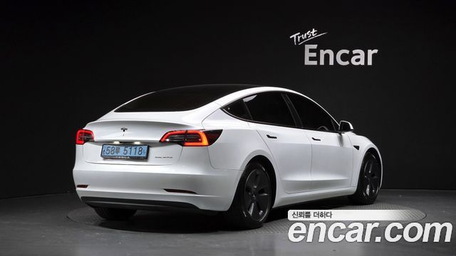 Tesla Model 3 Long Range AWD 2022 — фото 2