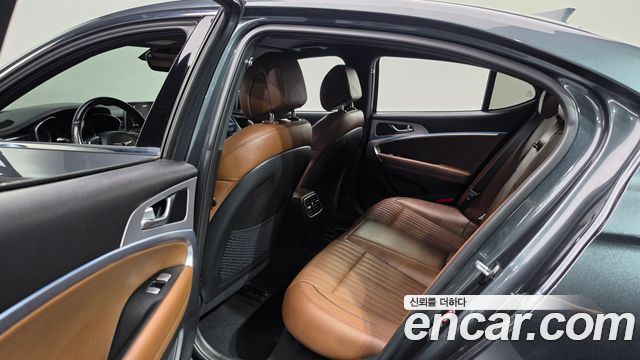 Genesis G70 2.0T Supreme 2018 — фото 15