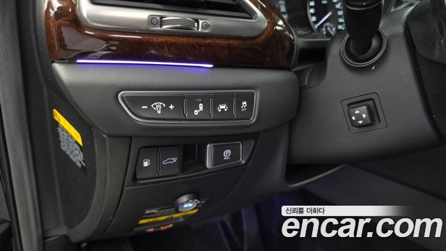 Genesis EQ900 3.8 GDI AWD Premium Luxury 2016 — фото 16