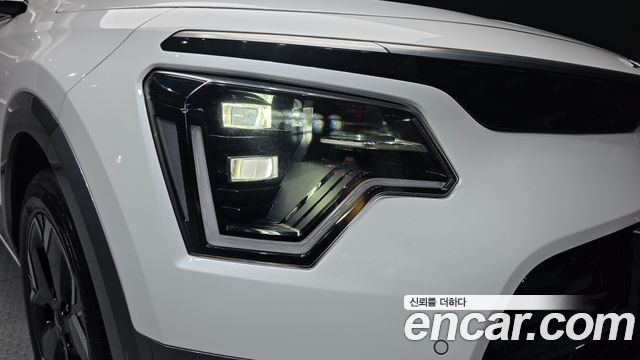 Kia Niro EV Earth 2024 — фото 22