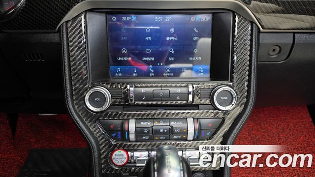 Ford Mustang GT Convertible 2015 — фото 12