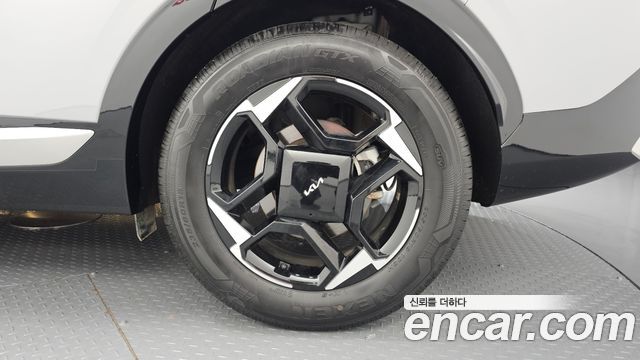 Kia Sportage (V) Gasoline 1.6 Turbo 2WD Noblesse 2025 — фото 27