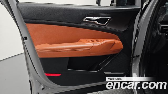 Kia Sportage (V) Gasoline 1.6 Turbo 2WD Noblesse 2025 — фото 30