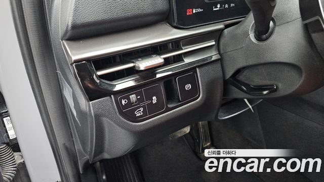 Kia Sportage (V) Gasoline 1.6 Turbo 2WD Noblesse 2025 — фото 37
