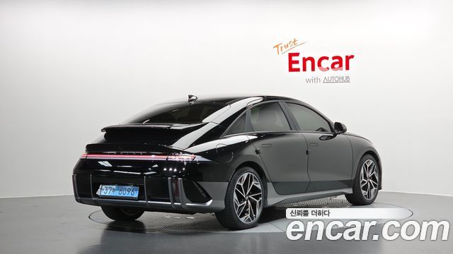 Hyundai Ioniq 6 Long Range Exclusive 2023 — фото 2