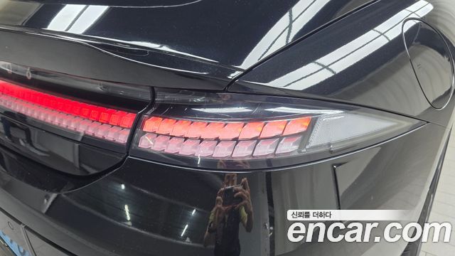 Hyundai Ioniq 6 Long Range Exclusive 2023 — фото 23