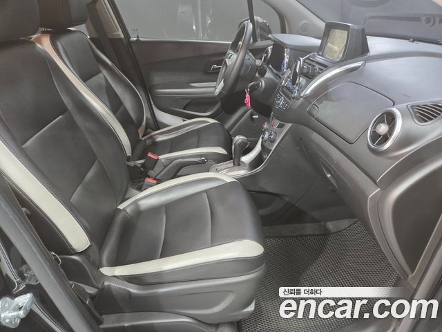 Chevrolet Trax 1.4 Perfect Black 2016 — фото 7