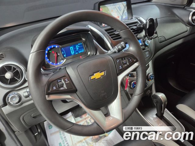 Chevrolet Trax 1.4 Perfect Black 2016 — фото 16