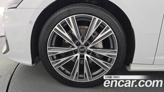 Audi A6 (C8) 40 TDI Quattro Premium 2023 — фото 5