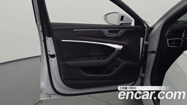 Audi A6 (C8) 40 TDI Quattro Premium 2023 — фото 24