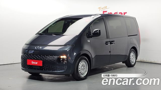 Hyundai Staria Tourer 11-Seater Smart 2022 — фото 1