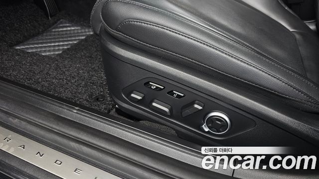 Hyundai Grandeur Hybrid (GN7) Exclusive 2023 — фото 31