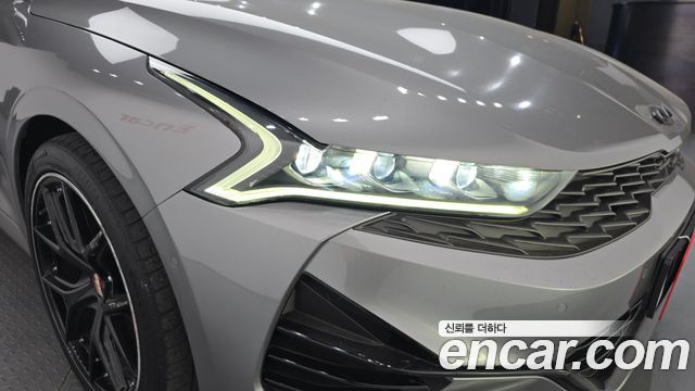 Kia K5 (III) 2.0 Signature 2020 — фото 28