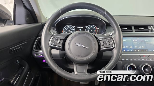 Jaguar E-PACE D180 SE 2020 — фото 12