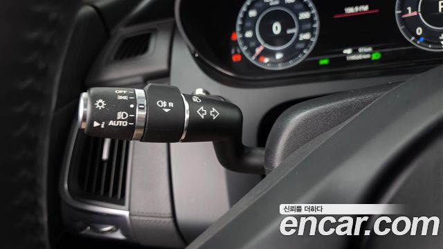 Jaguar E-PACE D180 SE 2020 — фото 28