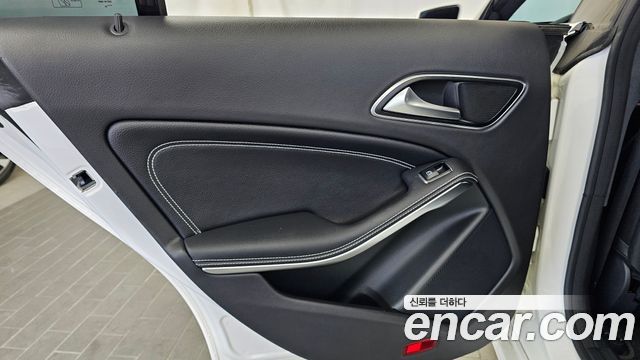Mercedes-Benz CLA-Class (C117) CLA250 4MATIC 2018 — фото 25