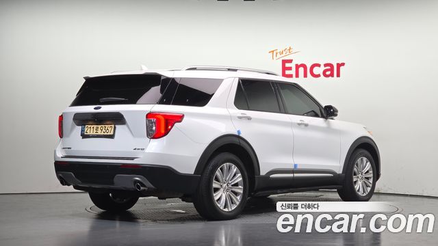 Ford Explorer (VI) 2.3 LimIted 4WD 2021 — фото 2