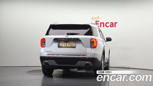 Ford Explorer (VI) 2.3 LimIted 4WD 2021 — фото 4